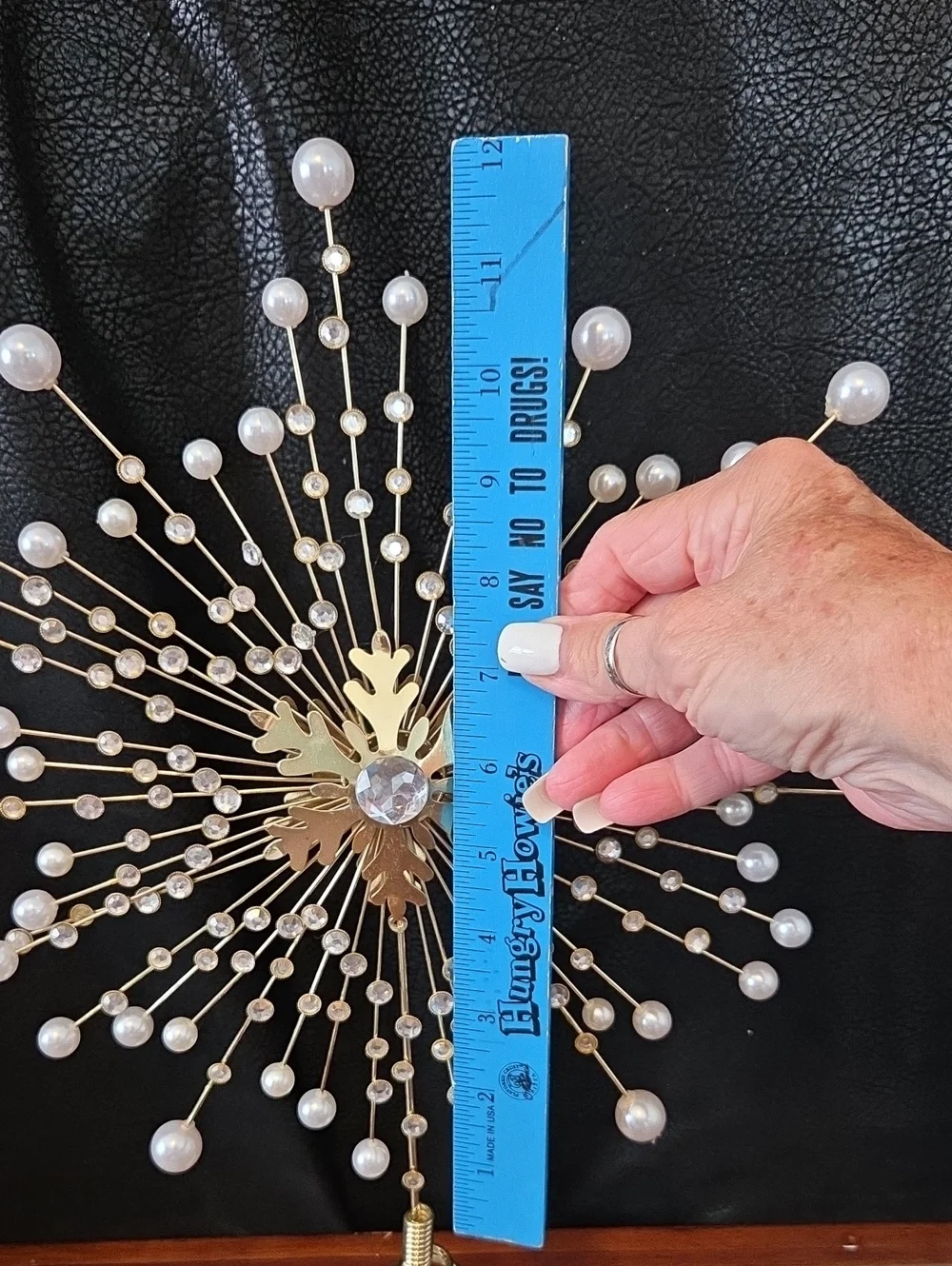 Unique Gold Pearl Burst And Rhibesyone Snowflaks Tree Topper